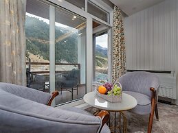 Snowland Resort & Spa - Riverfront