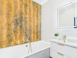 Chłodna Apartment European Square Warsaw