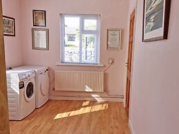 Bealadangan Holiday Home