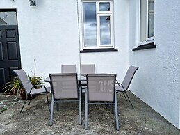 Bealadangan Holiday Home