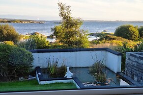 Bealadangan Holiday Home