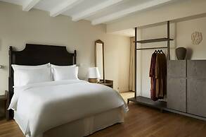 The Storyteller Boutique House