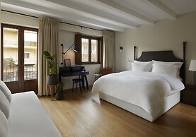 The Storyteller Boutique House