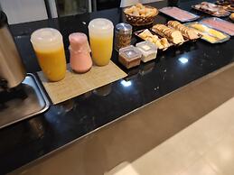 Liv Hotel
