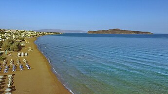 Rouladina Apt 6 in Stalos