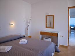 Rouladina Apt 6 in Stalos