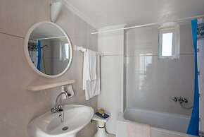 Rouladina Apt 6 in Stalos