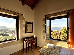 Villa Zara in Plaka With 3 Bedrooms and 3 Bathrooms