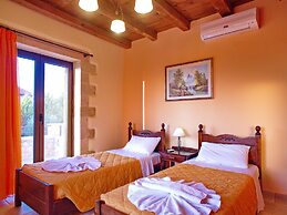 Villa Zara in Plaka With 3 Bedrooms and 3 Bathrooms