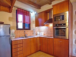 Villa Zara in Plaka With 3 Bedrooms and 3 Bathrooms