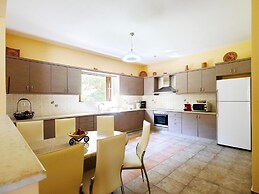 Villa Alexandros in Spartia