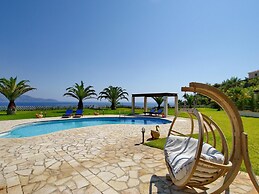 Villa Alexandros in Spartia