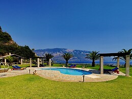 Villa Alexandros in Spartia