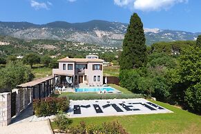 Villa Minetti in Lourdas