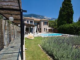 Villa Minetti in Lourdas