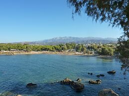 Maros Spitaki in Varipetro