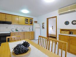 Rouladina Apt 4 in Stalos