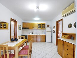 Rouladina Apt 4 in Stalos