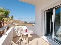 Villa Nikos in Megala Chorafia