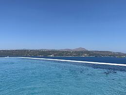 Villa Nikos in Megala Chorafia