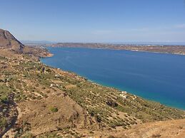 Villa Nikos in Megala Chorafia