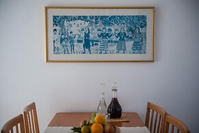 Rouladina Apt 5 in Stalos