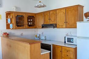 Rouladina Apt 3 in Stalos