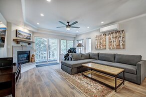 Modern and Updated St James Premium 3 Bedroom Residence 3 Condo by Red