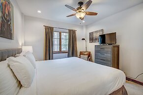 Modern and Updated St James Premium 3 Bedroom Residence 3 Condo by Red