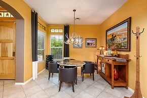 Casa Dynamite 4 Bedroom Home by RedAwning