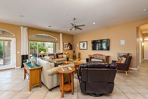 Casa Dynamite 4 Bedroom Home by RedAwning