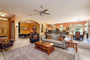 Casa Dynamite 4 Bedroom Home by RedAwning