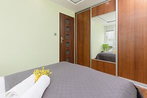 Apartment Jana Pawła II by Renters
