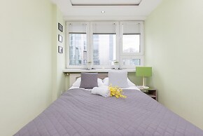 Apartment Jana Pawła II by Renters