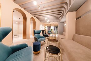 Strofi Boutique Hotel