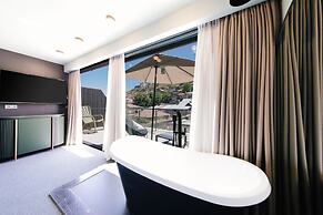 Strofi Boutique Hotel