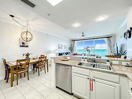 Lakefront Resort in Heart of Orlando Attractions - Tu Casa Vacations