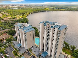Lakefront Resort in Heart of Orlando Attractions - Tu Casa Vacations