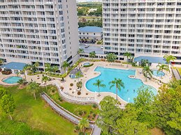 Lakefront Resort in Heart of Orlando Attractions - Tu Casa Vacations