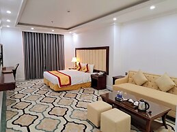 The Shine 2 Hotel & Apartment