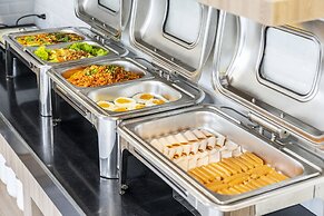 Hatchao Heritage Beachfront Resort