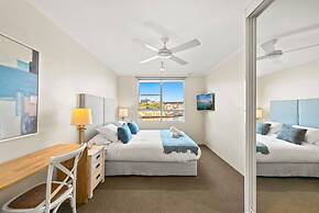Harbourside 31 in Mcmahons Point