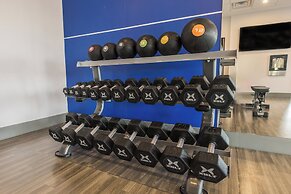 Holiday Inn Express & Suites Toronto Airport South by IHG