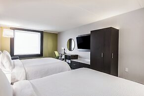 Holiday Inn Express & Suites Toronto Airport South by IHG