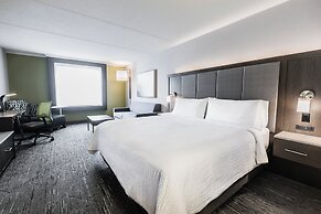 Holiday Inn Express & Suites Toronto Airport South by IHG