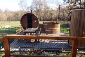 2brcabin-fireplace-hottub-sauna-skiresort