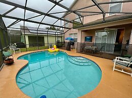 Four Bedroom Pool Home -- 303 EP Four Bedroom Pool Home