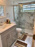 Three Bedroom Apartment #2 -- 5009 LBC -- Vusa Three Bedroom Condo Apa