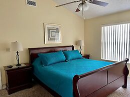 Three Bedroom Apartment #3 -- 5014 LBC -- Vusa Three Bedroom Condo Apa