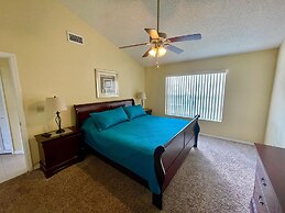 Three Bedroom Apartment #3 -- 5014 LBC -- Vusa Three Bedroom Condo Apa